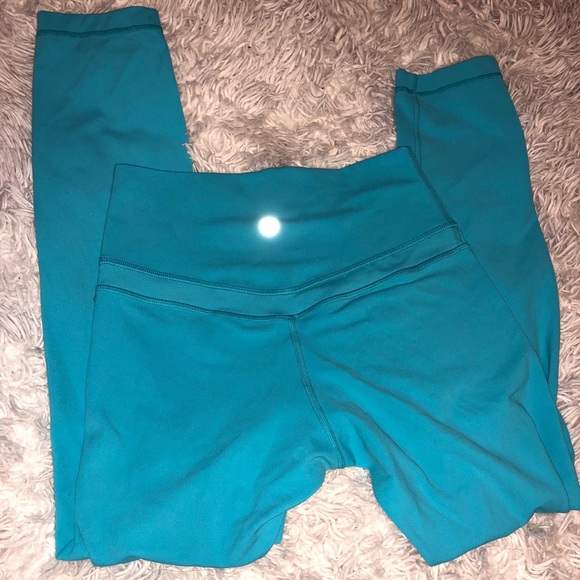 Lululemon align leggings ‼️SOLD‼️ - Picture 4 of 4